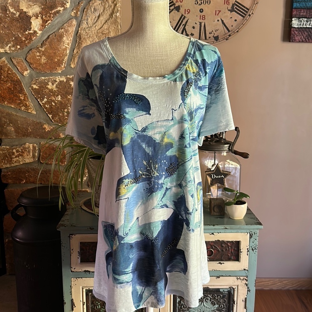 WOMEN’S Style & Co Short Sleeve Water Color Floral Tee Size 3X White and Blue